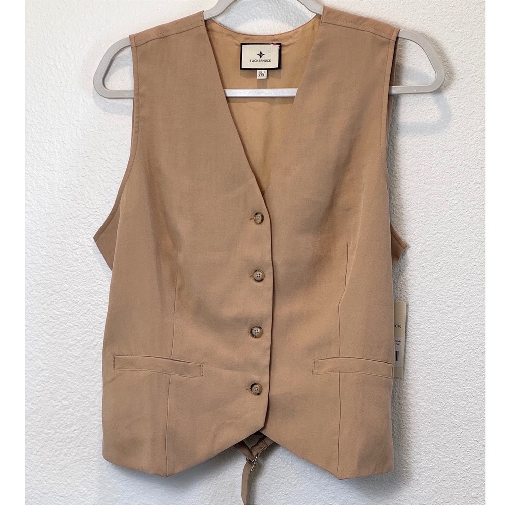 Nwt Tuckernuck Khaki Tan Tailored Button Front Vest Adjustable Cinch Back XL/XXL - Picture 2 of 12